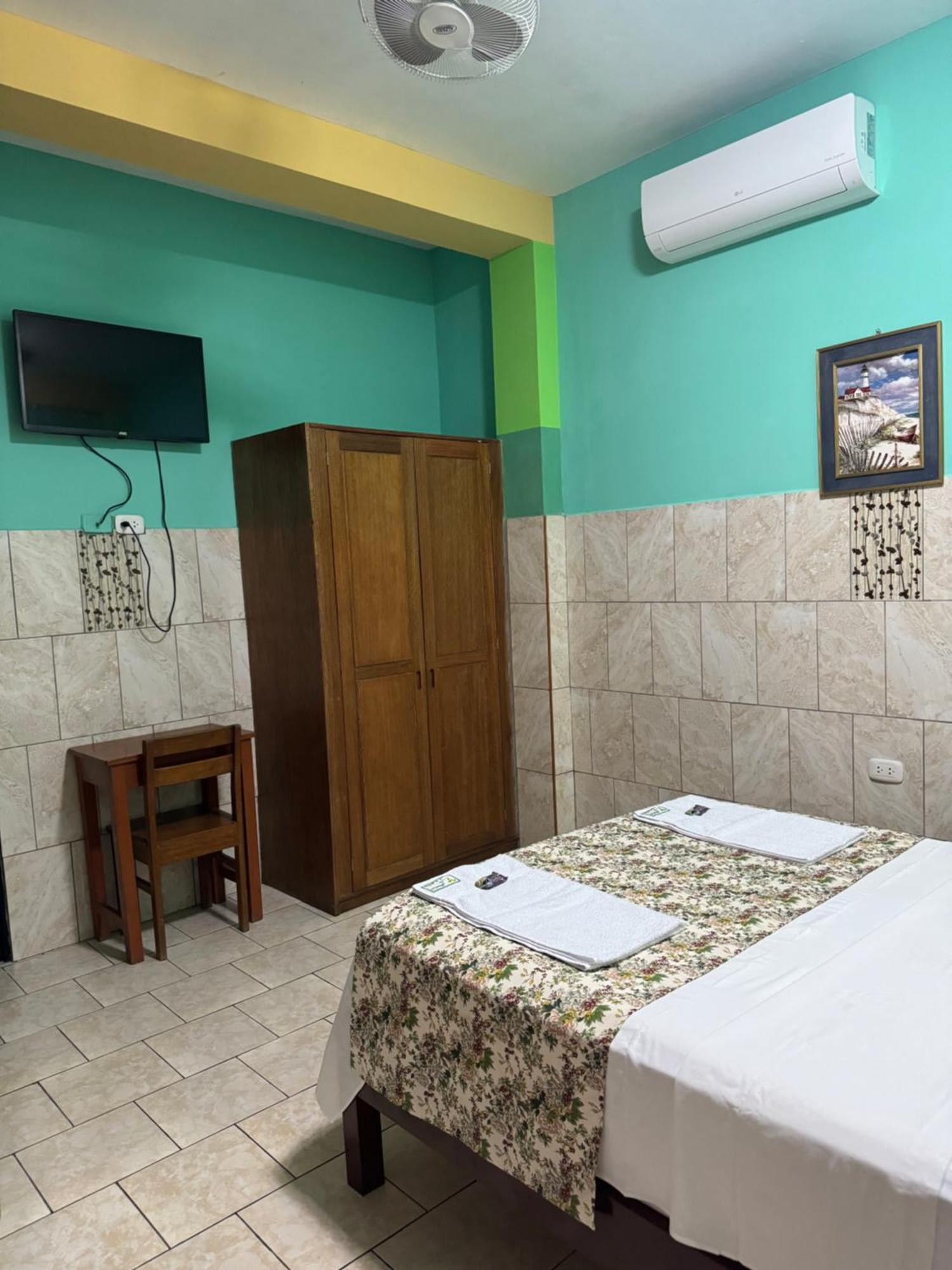 Hostal Akemi Yurimaguas Ngoại thất bức ảnh